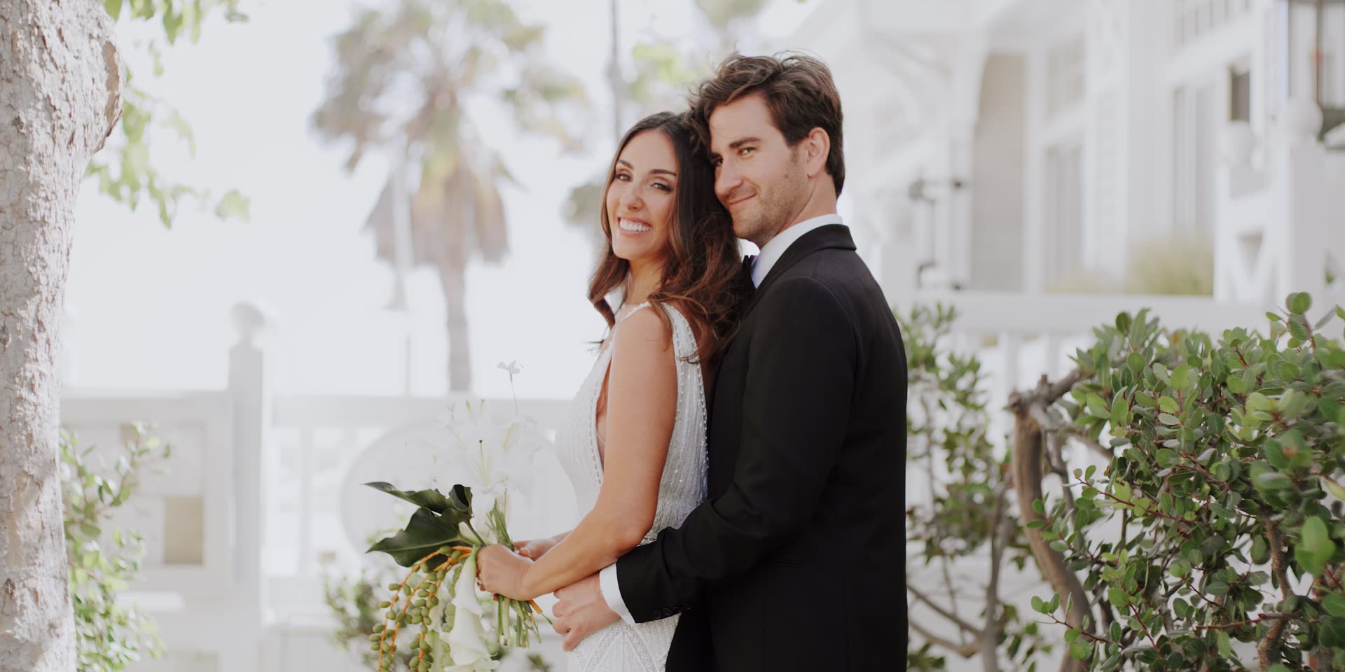 Jeremy and Lauren together outside Hotel Casa Del Mar